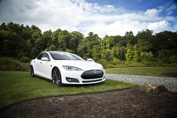 Coche eléctrico tesla